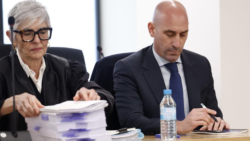 El juicio del caso Rubiales por el beso a Jenni Hermoso, en imágenes
